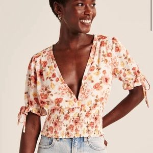 L Abercrombie & Fitch Floral Top